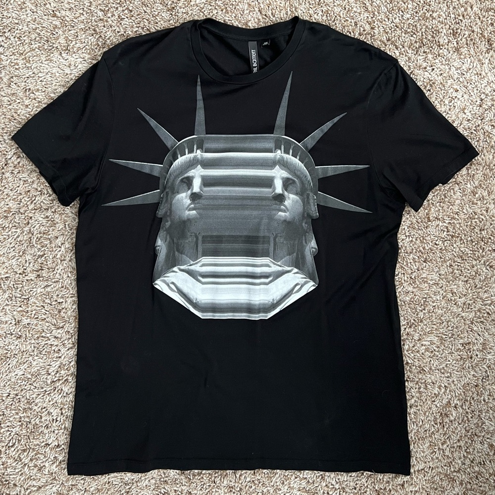 Neil Barrett size medium black T-shirt
